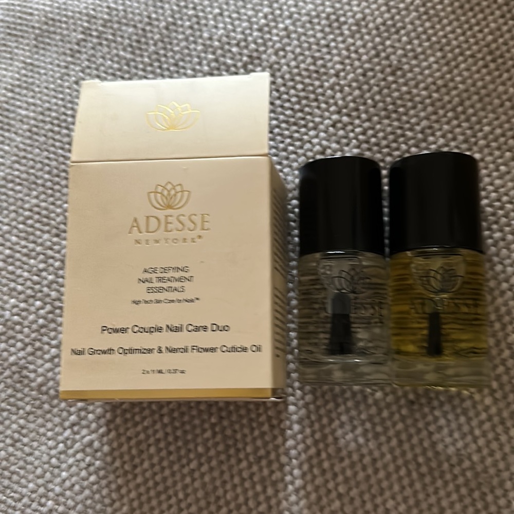 NWOT Adesse Age Defying Nail Treatment Essentials - Picture 2 of 2